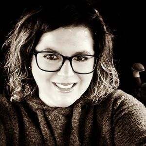 Meet your Posher, Kelli